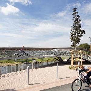 Passerelle et aménagement paysager, Raon l'étape (88), Atelier Cité Architecture
