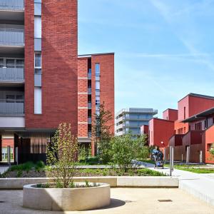 Logements et centre médical, Brétigny-sur-Orge, Essonne, Emmanuelle Colboc architecte