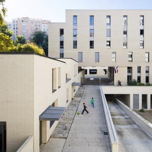 Logements et cité universitaire, Paris, Emmanuelle Colboc