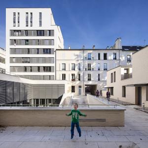 Logements et cité universitaire, Paris, Emmanuelle Colboc