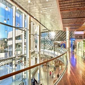 Centre commercial CAP3000, St-Laurent-du-Var, Alpes-Maritimes, Groupe 6 architecte