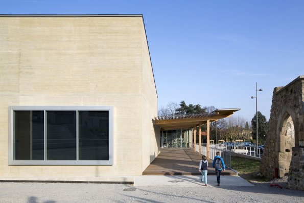 Médiathèque et auditorium, Chaponost, Rhône, Gautier Conquet architecte