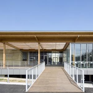 Médiathèque et auditorium, Chaponost, Rhône, Gautier Conquet architecte
