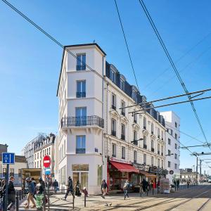 Résidence étudiante, Saint-Denis, Seine-Saint-Denis, Michel Guthmann architecte