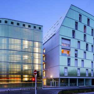 Logements et cité universitaire, Reims, Marne, Jean-Michel Jacquet architecte