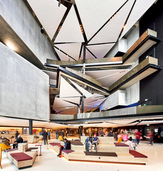 Cinéma UGC, Vélizy II, Vélizy-Villacoublay, Yvelines, Jean-Marc Lalo architecte