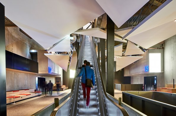 Cinéma UGC, Vélizy II, Vélizy-Villacoublay, Yvelines, Jean-Marc Lalo architecte