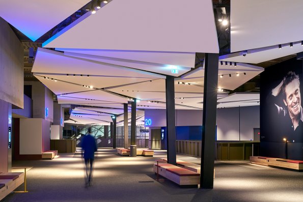 Cinéma UGC, Vélizy II, Vélizy-Villacoublay, Yvelines, Jean-Marc Lalo architecte