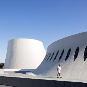 Le Volcan, Oscar Niemeyer