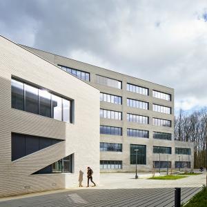 Bâtiment d'enseignement, Université Paris-Saclay, Dominique Lyon architecte