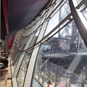 Réaménagement du 1er étage de la Tour Eiffel, Paris 7, Moatti-Rivière architecte